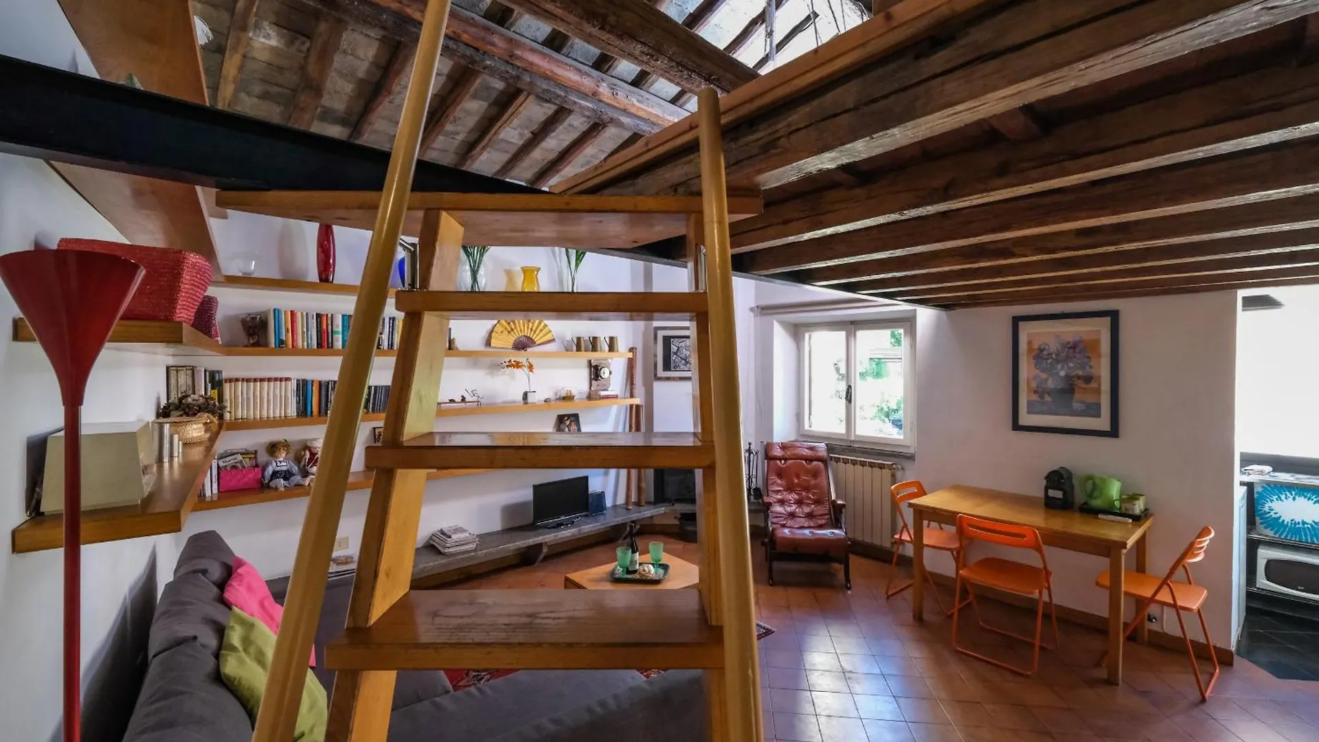 Trastevere Characteristic Roman Home איטליה