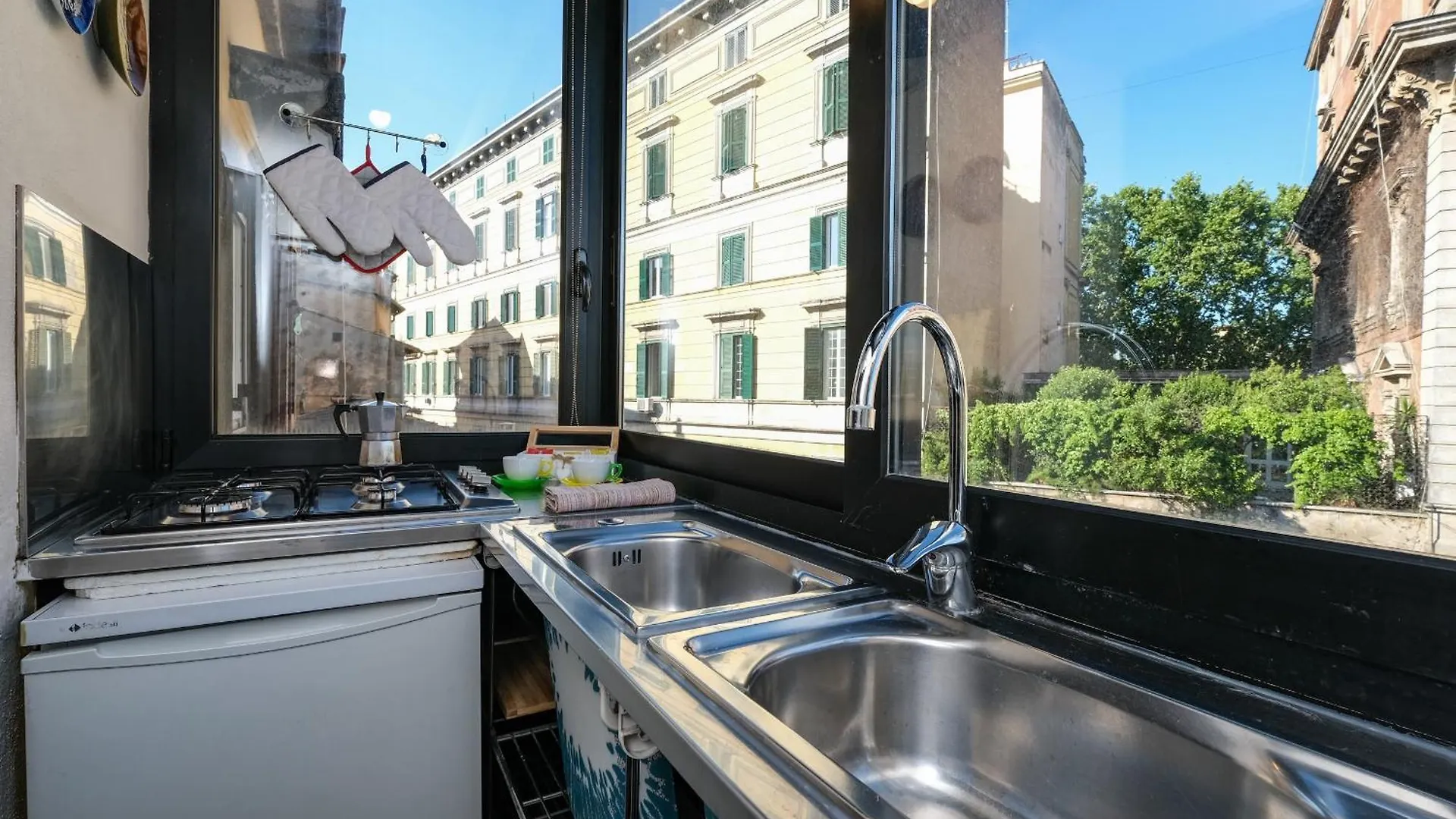 Trastevere Characteristic Roman Home איטליה