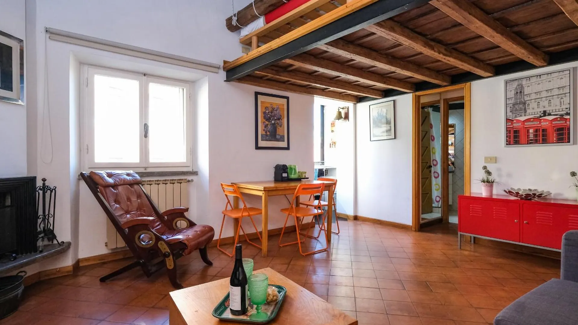 Trastevere Characteristic Roman Home דירה