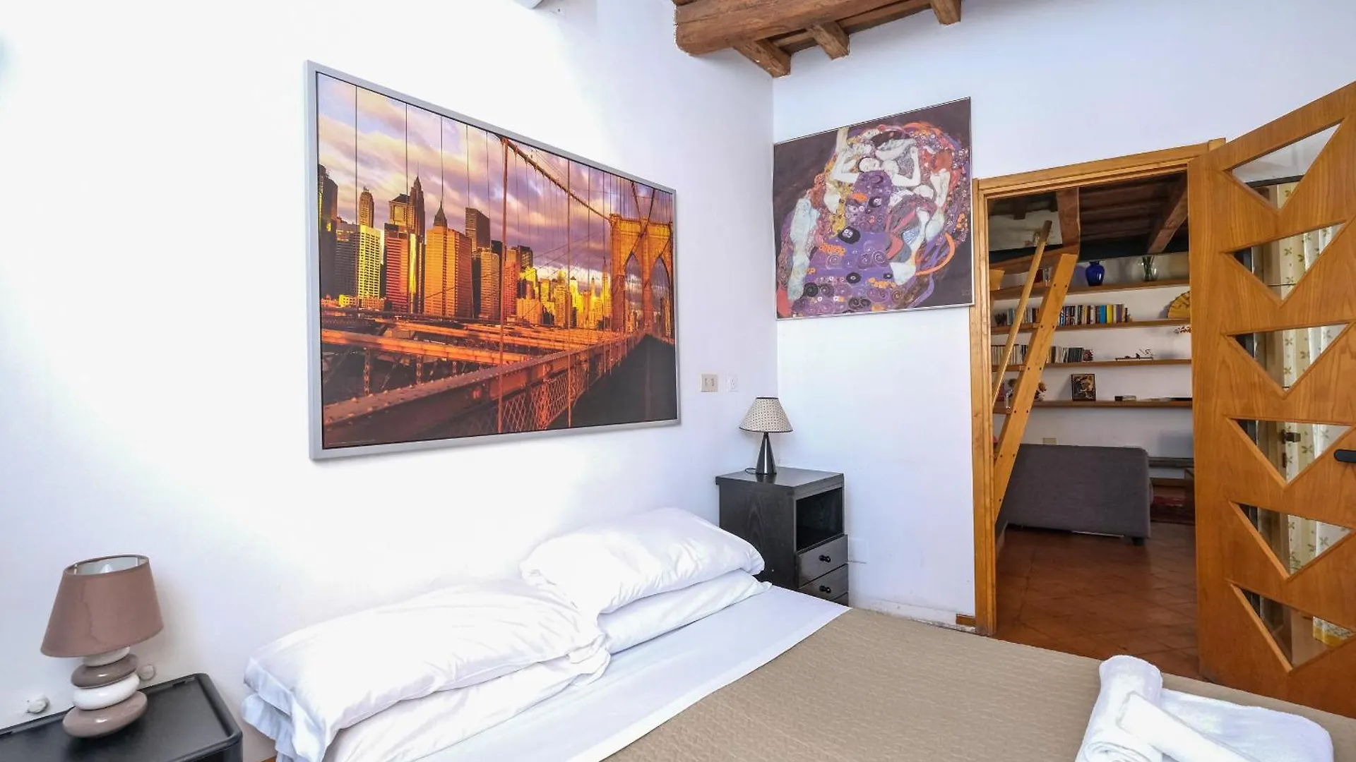 Trastevere Characteristic Roman Home 0*, רומא איטליה