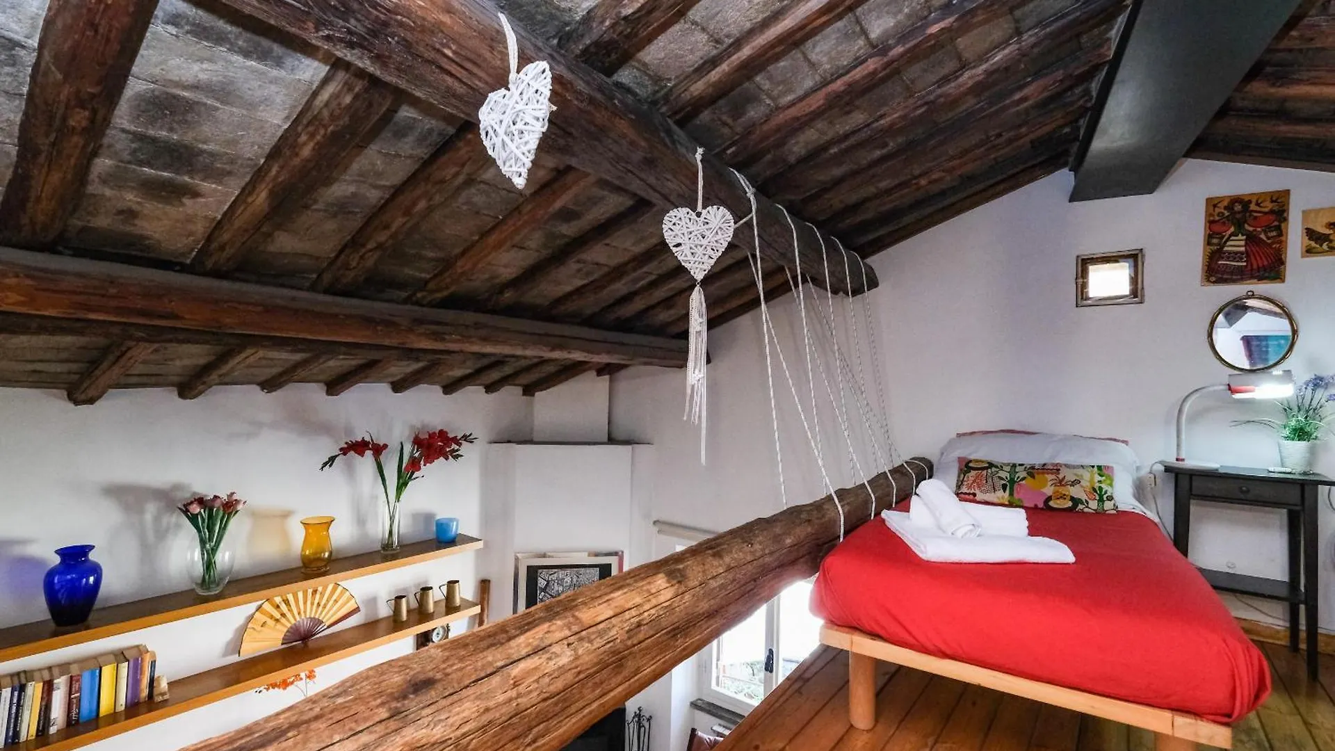 Trastevere Characteristic Roman Home דירה
