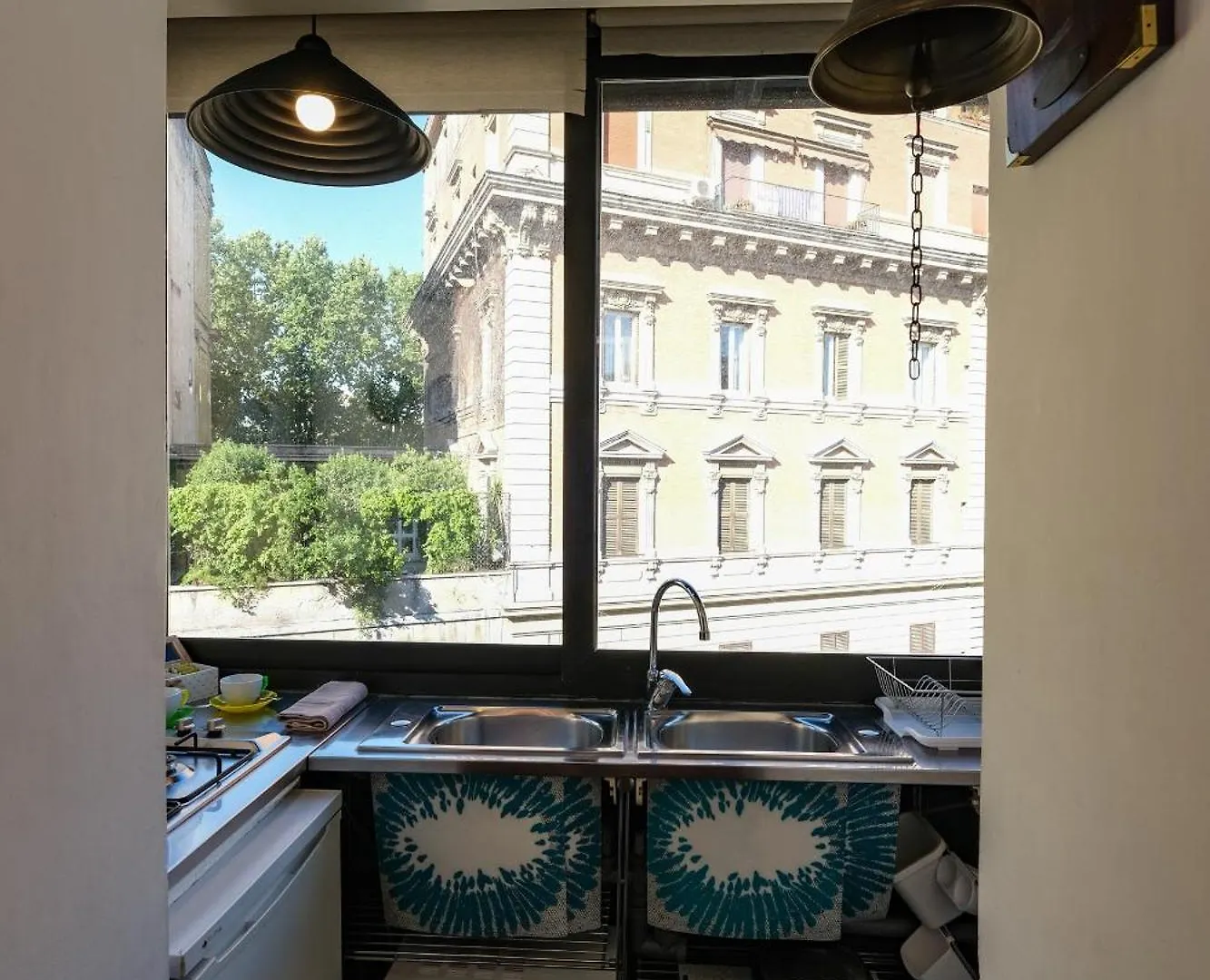 Trastevere Characteristic Roman Home דירה רומא