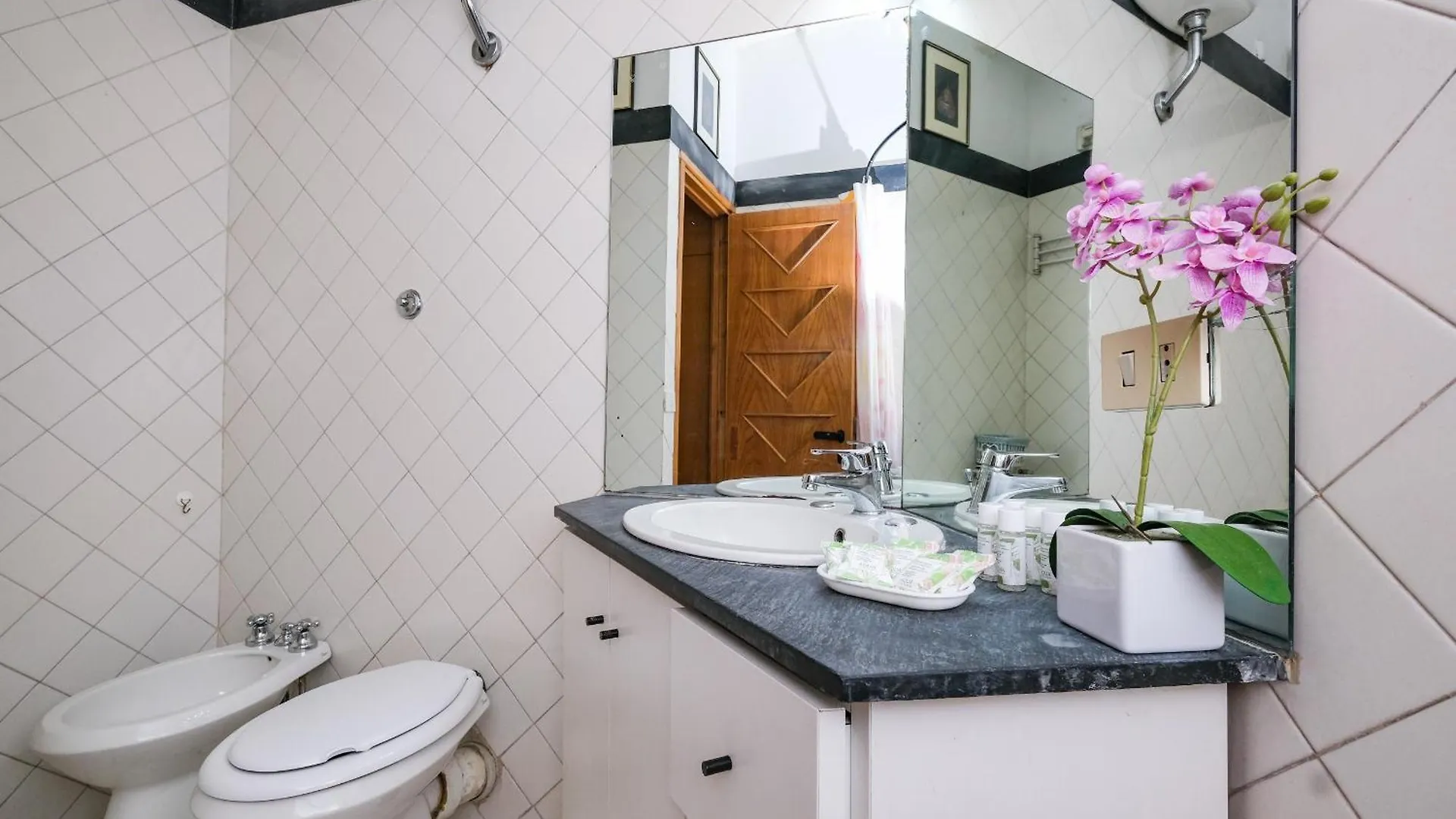 דירה Trastevere Characteristic Roman Home