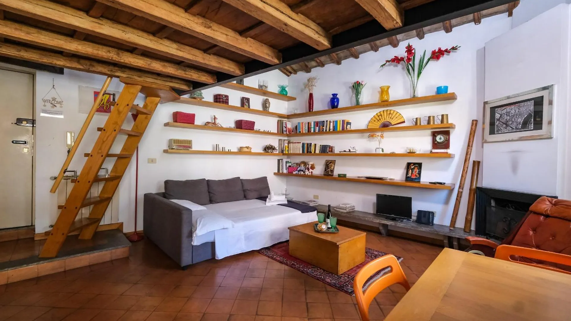 Appartement Trastevere Characteristic Roman Home